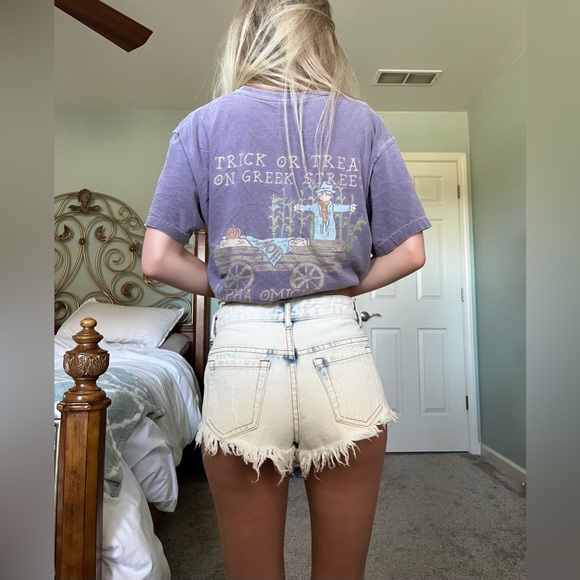 Forever 21 Light-Washed Ripped Jean Shorts Size XS - Picture 12 of 12